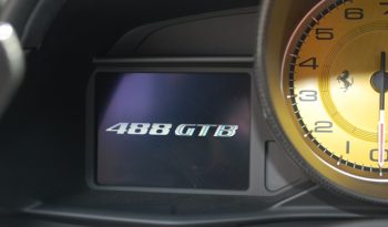 Ferrari 488 4.0 GTB 670CV Km-14432 pieno