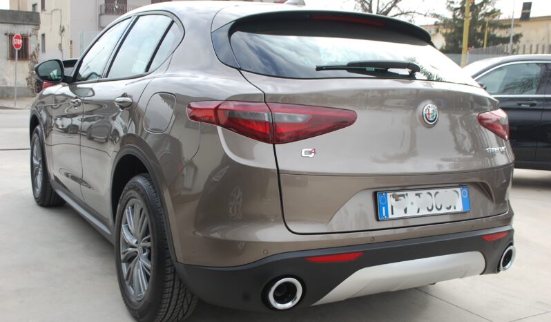 Alfa Romeo Stelvio 2.2 t Q4 190CV AT8 my19 Uff italy Lega Navi Led pieno