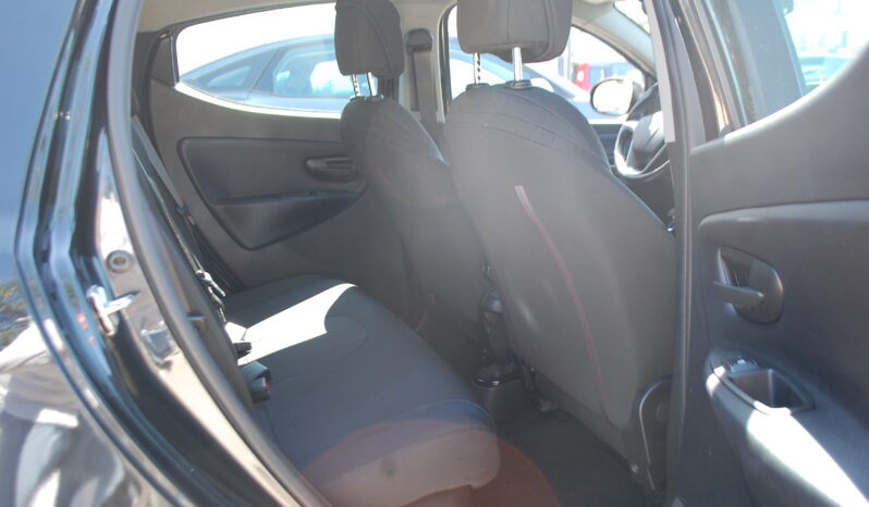 Lancia Ypsilon 1.0 firefly hybrid 70CV Gold S&S Uff Italy USB pieno