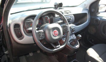 Fiat Panda 1.0 firefly hybrid 69CV City Cross S&S USB Uf Italy pieno