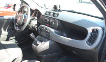 Fiat Panda 1.0 firefly hybrid 69CV City Cross S&S USB Uf Italy pieno