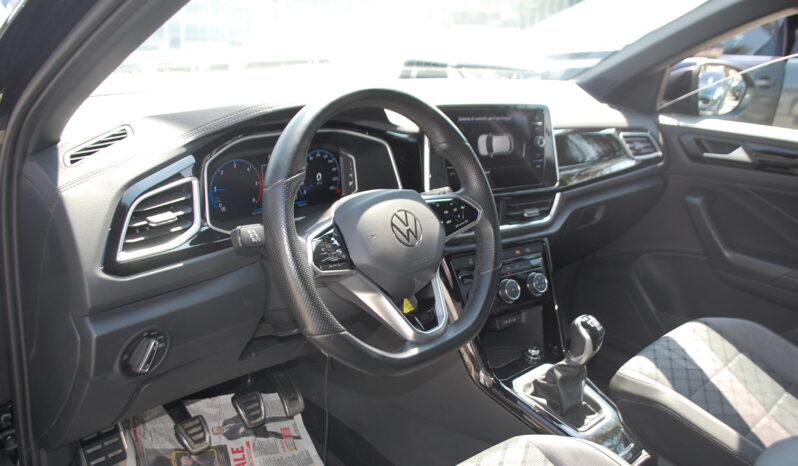Volkswagen T-Roc 2.0 tdi 116CV R-Line Uff Italy USB Lega Led App pieno