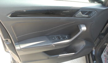 Volkswagen T-Roc 2.0 tdi 116CV R-Line Uff Italy USB Lega Led App pieno