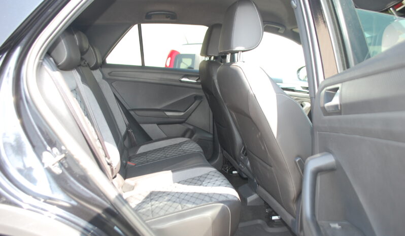 Volkswagen T-Roc 2.0 tdi 116CV R-Line Uff Italy USB Lega Led App pieno