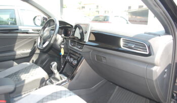 Volkswagen T-Roc 2.0 tdi 116CV R-Line Uff Italy USB Lega Led App pieno