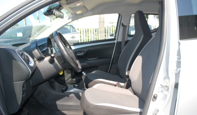 Toyota Aygo 1.0 Connect X-Play 72CV Uff Italy Led USB Bluetooth pieno