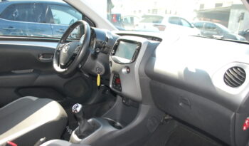 Toyota Aygo 1.0 Connect X-Play 72CV Uff Italy Led USB Bluetooth pieno