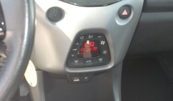 Toyota Aygo 1.0 Connect X-Play 72CV Uff Italy Led USB Bluetooth pieno