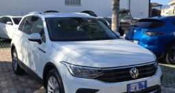Volkswagen Tiguan 2.0 tdi Life 122CV Uff Italy Led Clima Lega USB