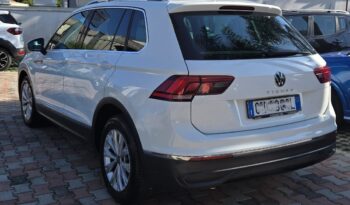 Volkswagen Tiguan 2.0 tdi Life 122CV Uff Italy Led Clima Lega USB pieno
