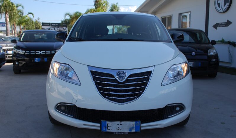 Lancia Ypsilon 1.2 8v Gold 69CV Uff Italy Bluetooth USB Lega pieno
