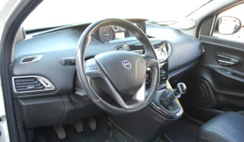 Lancia Ypsilon 1.2 8v Gold 69CV Uff Italy Bluetooth USB Lega pieno