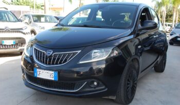 Lancia Ypsilon 1.0 firefly hybrid 70CV Gold S&S Uff Italy USB pieno