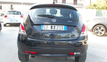Lancia Ypsilon 1.0 firefly hybrid 70CV Gold S&S Uff Italy USB pieno