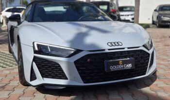Audi R8 5.2 V10 rwd 540CV S Tronic Spyder Uff italy Led pieno