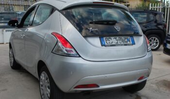 Lancia Ypsilon 1.0 firefly 70CV hybrid Gold S&S Uff Italy USB pieno