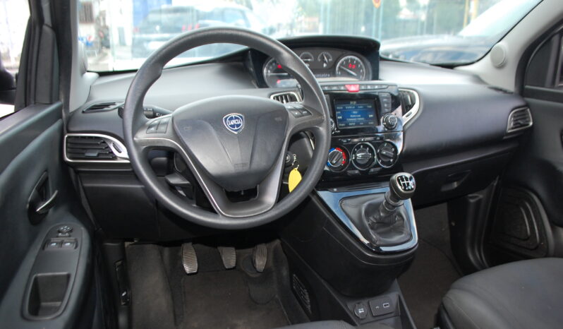 Lancia Ypsilon 1.0 firefly 70CV hybrid Gold S&S Uff Italy USB pieno