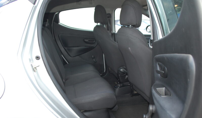 Lancia Ypsilon 1.0 firefly 70CV hybrid Gold S&S Uff Italy USB pieno