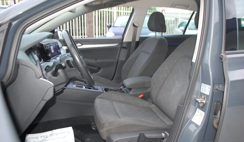 Volkswagen Golf 1.0 etsi evo Life 110CV dsg Uff Italy Led Lega App pieno