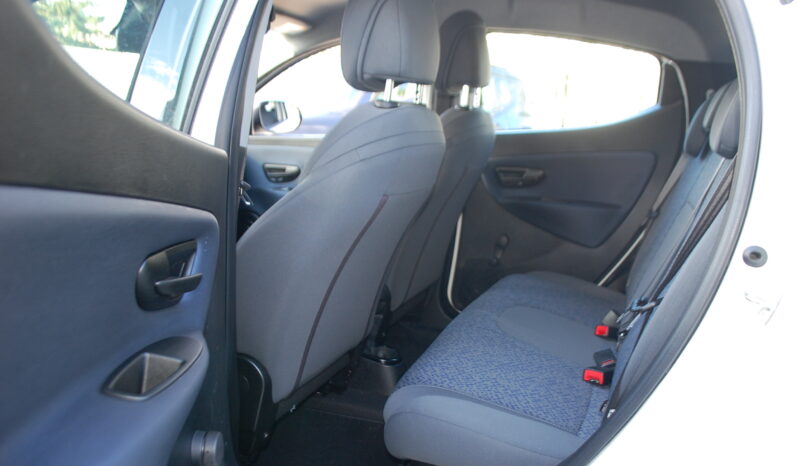 Lancia Ypsilon 1.0 firefly 70CV hybrid Oro S&S Uff Italy USB pieno