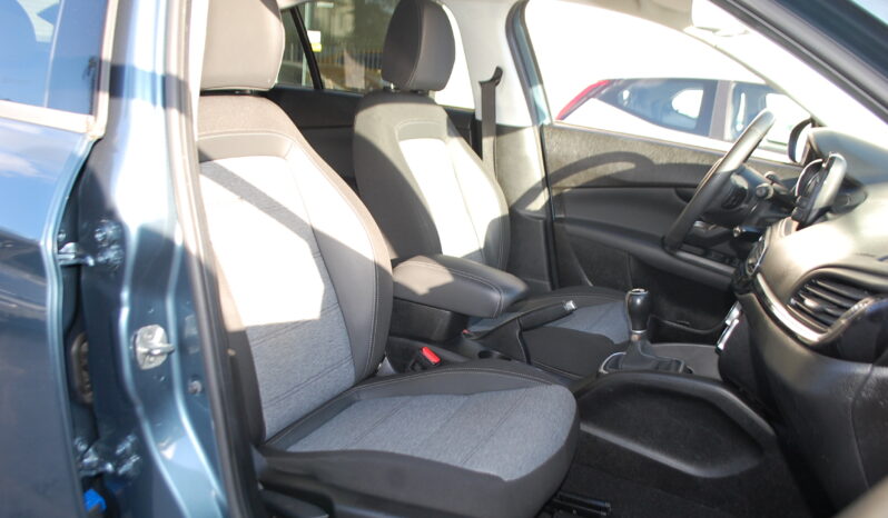 Fiat Tipo Cross II 5p 1.0 100CV Uff Italy Navi Led USB Lega pieno