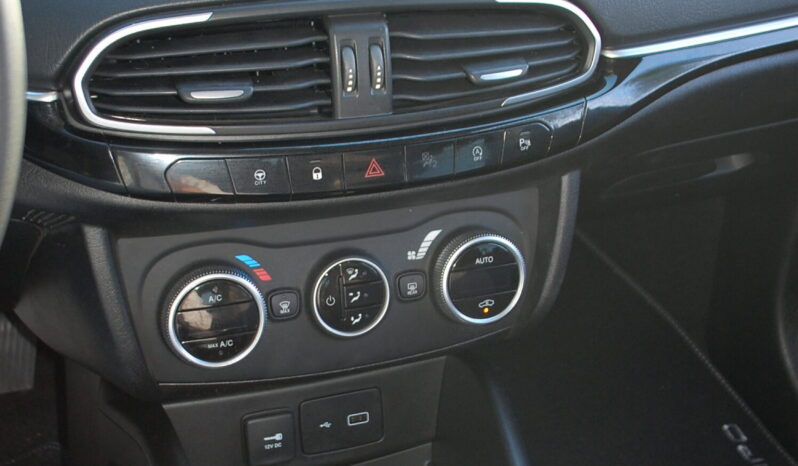 Fiat Tipo Cross II 5p 1.0 100CV Uff Italy Navi Led USB Lega pieno