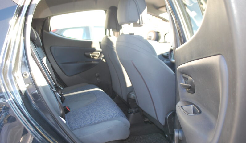 Lancia Ypsilon 1.0 firefly hybrid 70CV Gold Plus S&S Uff Italy pieno