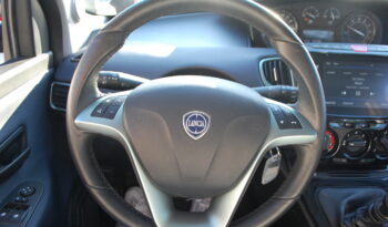 Lancia Ypsilon 1.0 firefly hybrid 70CV Gold Plus S&S Uff Italy pieno