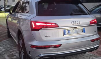 Audi Q5 40 2.0 tdi 204CV mhev 12V S line Quattro S-tronic pieno