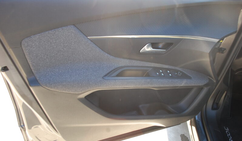 Peugeot 3008 1.5 bluehdi 131CV Active Pack S&S Uff Italy Navi pieno