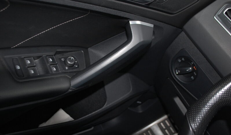 Volkswagen Tiguan 2.0 tdi R-Line 150CV dsg Uff Italy Navi Virtual pieno