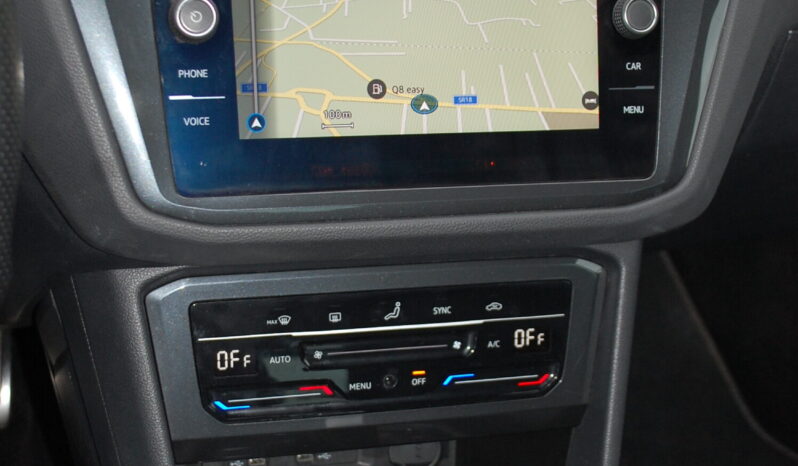 Volkswagen Tiguan 2.0 tdi R-Line 150CV dsg Uff Italy Navi Virtual pieno