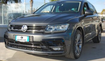 Volkswagen Tiguan 2.0 tdi Advanced R-Line Exterior Pack 150CV DSG pieno