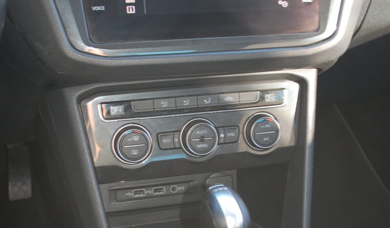 Volkswagen Tiguan 2.0 tdi Advanced R-Line Exterior Pack 150CV DSG pieno