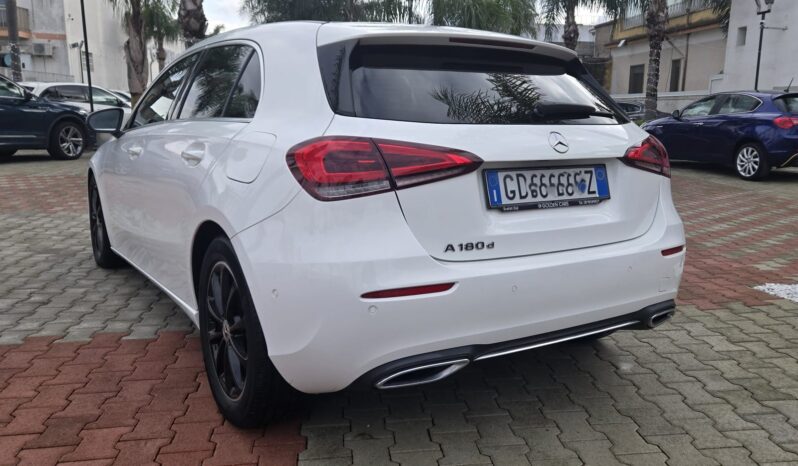 Mercedes-Benz A 180 d 1.5 DCI 115CV Sport Light auto Pelle Uff Italy pieno