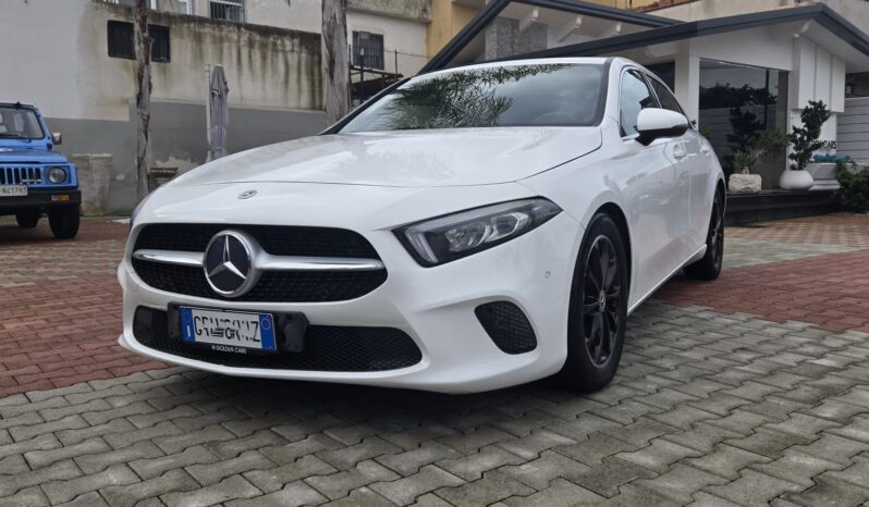 Mercedes-Benz A 180 d 1.5 DCI 115CV Sport Light auto Pelle Uff Italy pieno