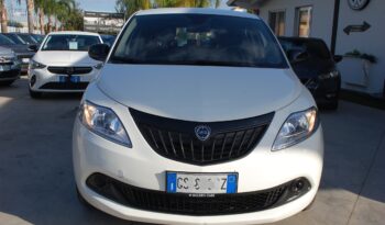 Lancia Ypsilon 1.0 firefly 70CV hybrid Oro S&S Uff Italy USB pieno