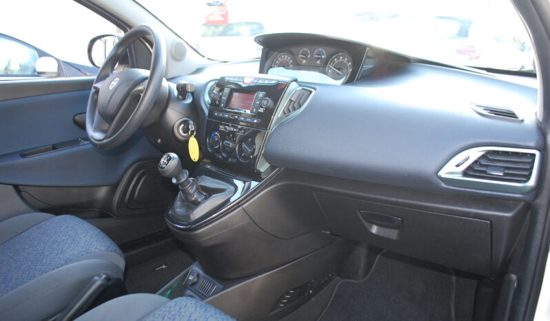 Lancia Ypsilon 1.0 firefly 70CV hybrid Oro S&S Uff Italy USB pieno