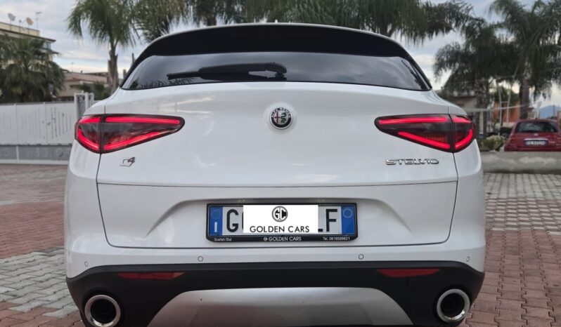Alfa Romeo Stelvio 2.2 t Business Q4 190CV auto Led Uff Italy Navi pieno