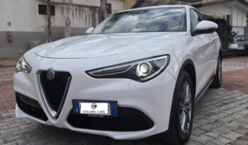 Alfa Romeo Stelvio 2.2 t Business Q4 190CV auto Led Uff Italy Navi pieno