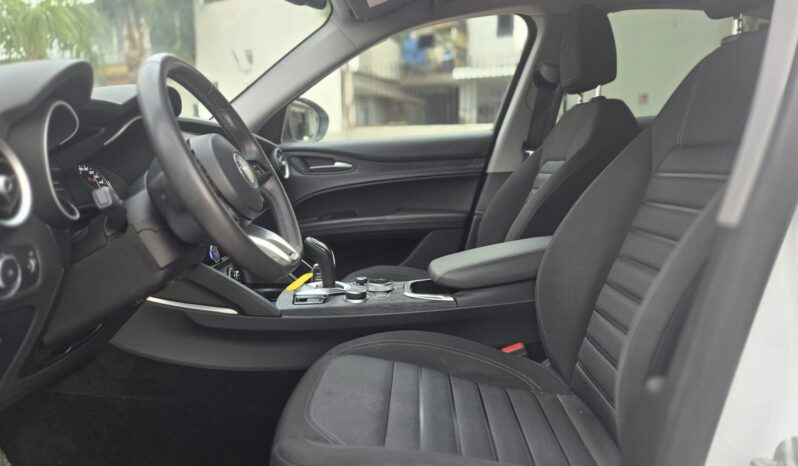 Alfa Romeo Stelvio 2.2 t Business Q4 190CV auto Led Uff Italy Navi pieno