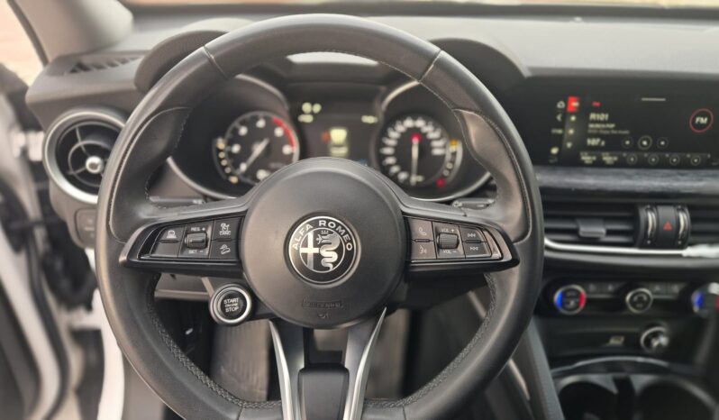 Alfa Romeo Stelvio 2.2 t Business Q4 190CV auto Led Uff Italy Navi pieno