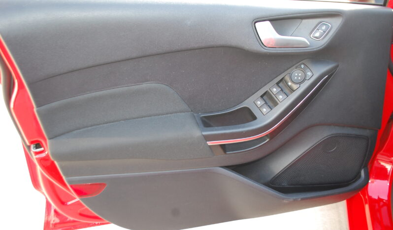 Ford Fiesta 5p 1.1 Titanium Gpl 75CV Uff Italy Led App USB pieno