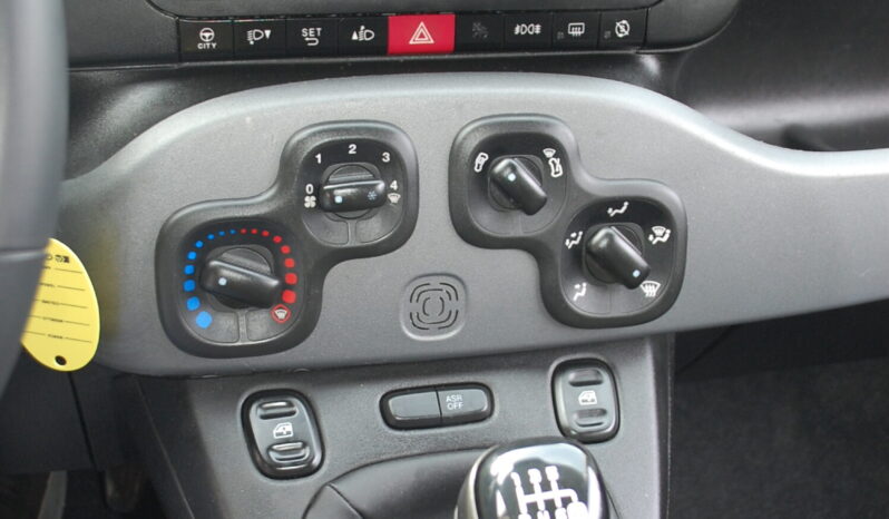 Fiat Panda 1.0 firefly hybrid 70CV S&S City Cross Uff Italy pieno