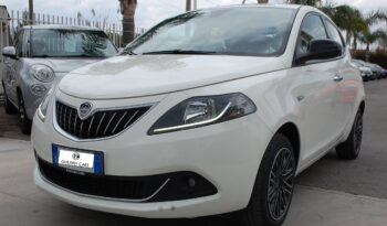 Lancia Ypsilon 1.0 firefly hybrid Gold Plus S&S Uff Italy USB pieno