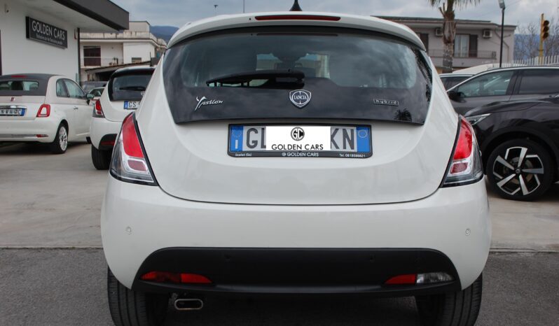 Lancia Ypsilon 1.0 firefly hybrid Gold Plus S&S Uff Italy USB pieno