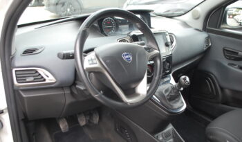 Lancia Ypsilon 1.0 firefly hybrid Gold Plus S&S Uff Italy USB pieno