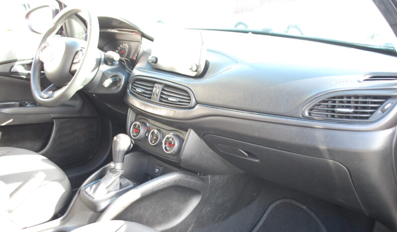 Fiat Tipo 5p 1.6 mjt 120CV DCT Lounge S&S Uff Italy Navi USB pieno