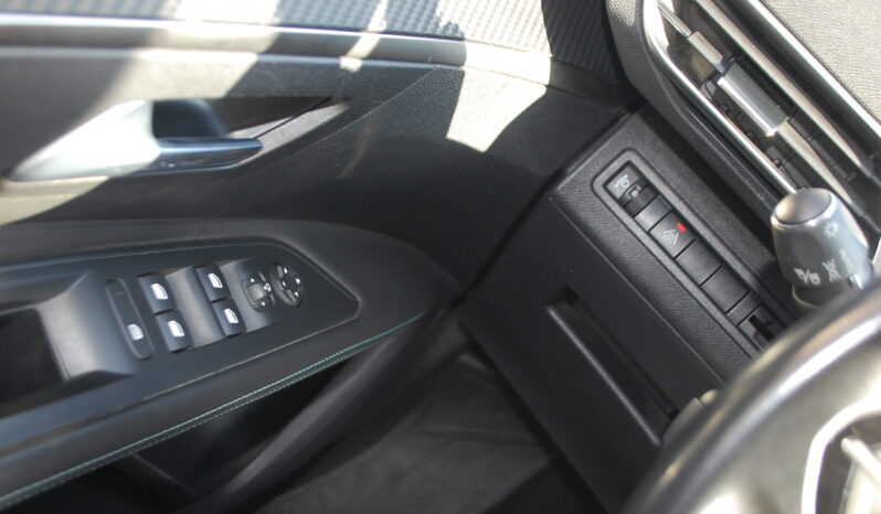 Peugeot 3008 1.5 bluehdi 131CV Allure EAT8 Uff Italy App Led pieno
