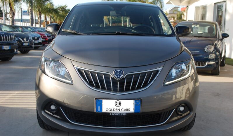 Lancia Ypsilon 1.0 firefly 70CV hybrid Gold Plus S&S Uff Italy USB pieno